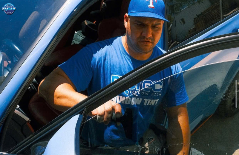 Dán Phim Cách Nhiệt Ô Tô: Lá Chắn Bảo Vệ Sức Khỏe Toàn Diện Khỏi Tia Cực Tím (UV)